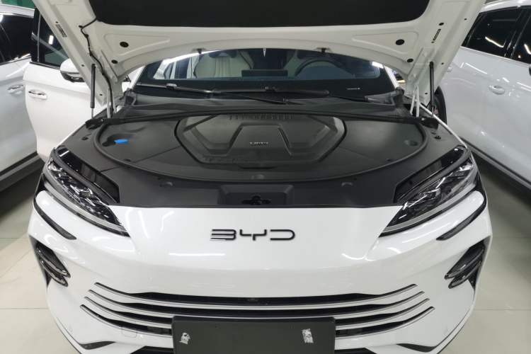 Used BYD Song PLUS New Energy 2023 Champion Edition DM-i 110KM Flagship PLUS Engine Bay