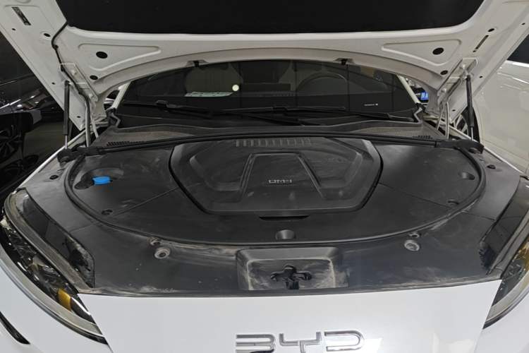 Used BYD Song PLUS New Energy 2023 Champion Edition DM-i 110KM Flagship Model Engine Bay