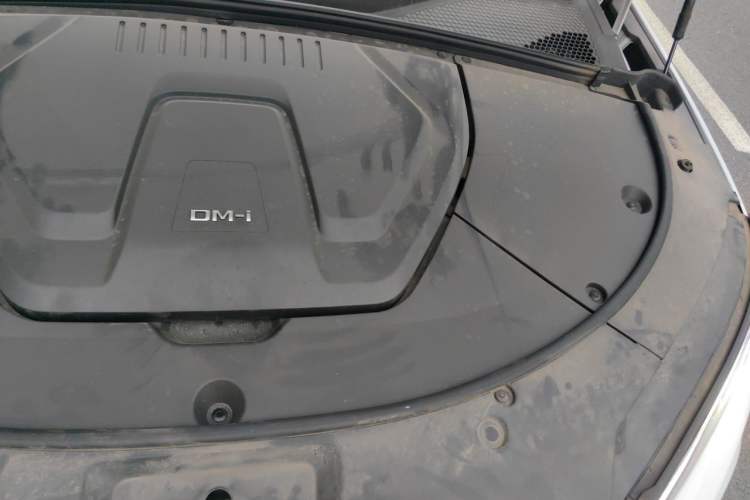 Used BYD Song PLUS New Energy 2023 Champion Edition DM-i 110KM Flagship PLUS Engine Bay Left
