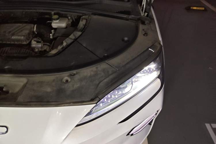 Used BYD Song PLUS New Energy 2023 Champion Edition DM-i 110KM Flagship PLUS Engine Bay Left