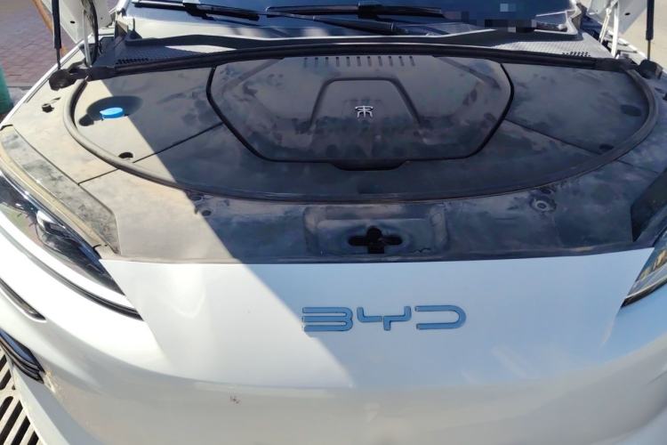 Used BYD Song PLUS New Energy 2023 Champion Edition EV 520KM Prestige Model Engine Bay