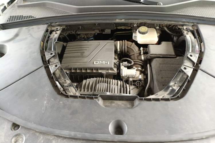 Used BYD Song PLUS New Energy 2023 Champion Edition DM-i 110KM Flagship PLUS Engine Bay