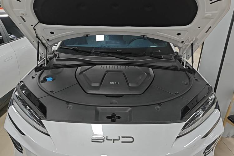 Used BYD Song PLUS New Energy 2023 Champion Edition DM-i 110KM Flagship Model Engine Bay