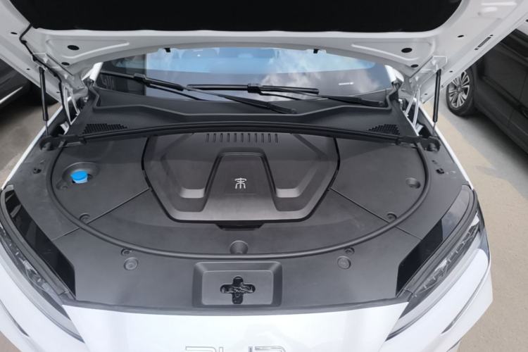 Used BYD Song PLUS New Energy 2023 Champion Edition EV 520KM Flagship Model Engine Bay