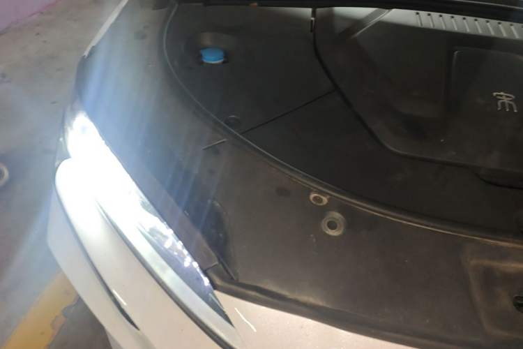 Used BYD Song PLUS New Energy 2023 Champion Edition EV 520KM Luxury Model Engine Bay Right