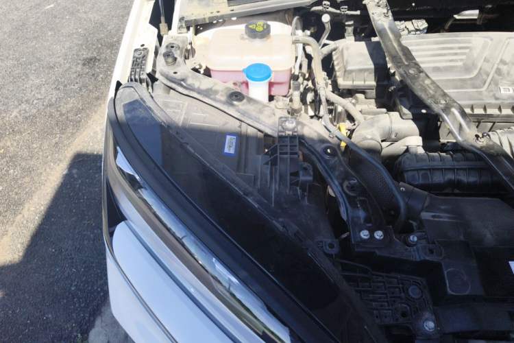 Used BYD Song PLUS New Energy 2023 Champion Edition DM-i 110KM Flagship Model Engine Bay Right