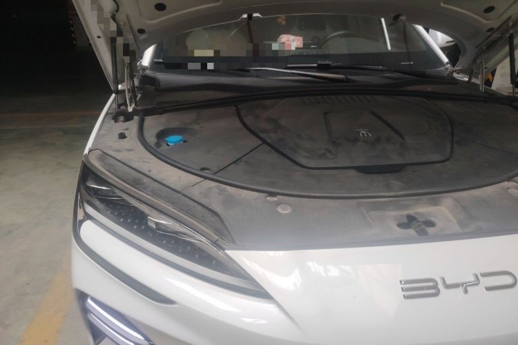 Used BYD Song PLUS New Energy 2023 Champion Edition EV 520KM Flagship Model Engine Bay Right