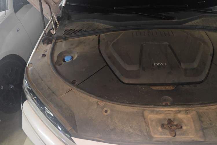 Used BYD Song PLUS New Energy 2023 Champion Edition DM-i 110KM Flagship Model Engine Bay Right