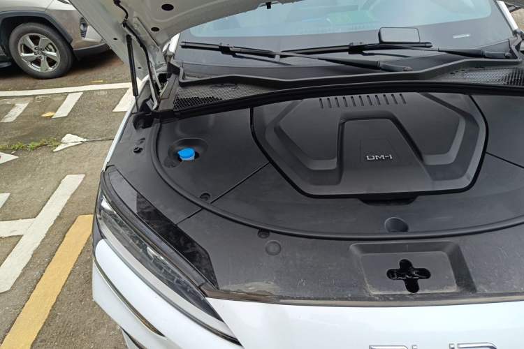 Used BYD Song PLUS New Energy 2023 Champion Edition DM-i 110KM Flagship PLUS Engine Bay Right