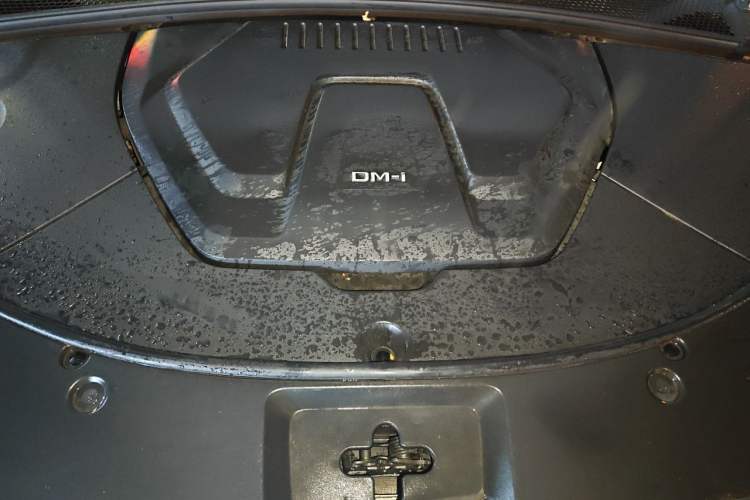 Used BYD Song PLUS New Energy 2023 Champion Edition DM-i 110KM Flagship PLUS Engine Bay