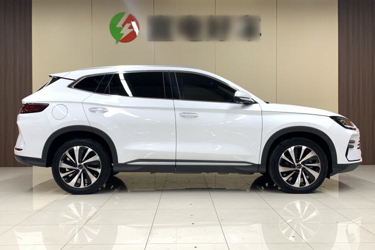 Used BYD Song PLUS New Energy 2023 Champion Edition DM-i 150KM Flagship PLUS Exterior 3