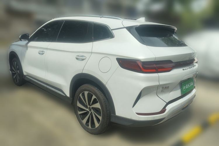 Used BYD Song PLUS New Energy 2023 Champion Edition EV 520KM Prestige Model Exterior 3