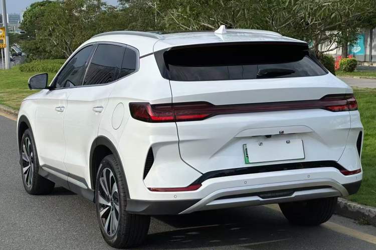 Used BYD Song PLUS New Energy 2023 Champion Edition DM-i 110KM Flagship Model Exterior 3