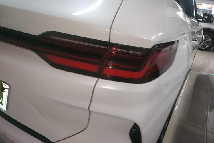 Used BYD Song PLUS New Energy 2023 Champion Edition DM-i 150KM Flagship PLUS Exterior 3