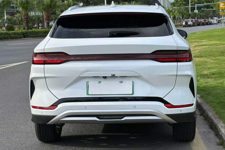 Used BYD Song PLUS New Energy 2023 Champion Edition DM-i 110KM Flagship Model Exterior 4