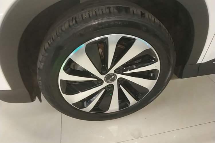 Used BYD Song PLUS New Energy 2023 Champion Edition DM-i 150KM Flagship PLUS Exterior 4