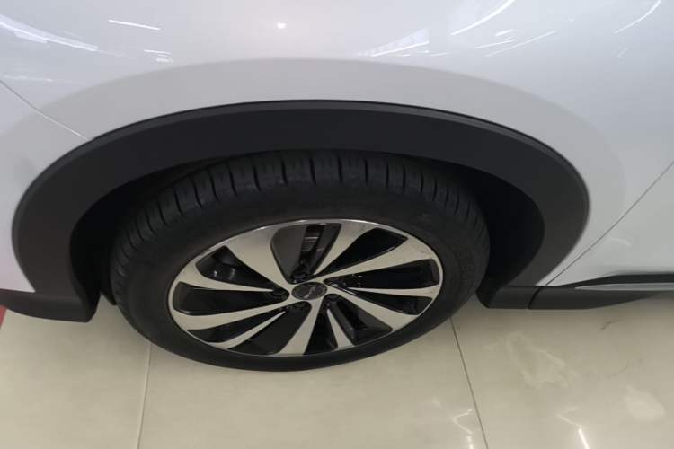 Used BYD Song PLUS New Energy 2023 Champion Edition DM-i 110KM Flagship PLUS Exterior 4