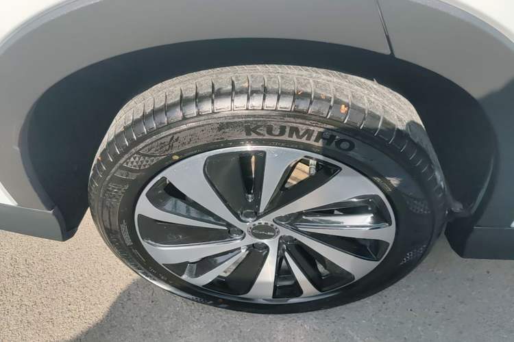 Used BYD Song PLUS New Energy 2023 Champion Edition DM-i 110KM Flagship Model Exterior 5