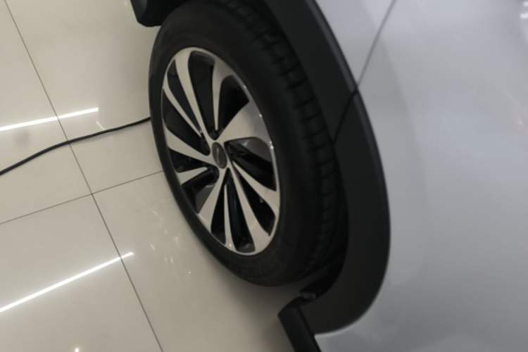 Used BYD Song PLUS New Energy 2023 Champion Edition DM-i 110KM Flagship PLUS Exterior 5