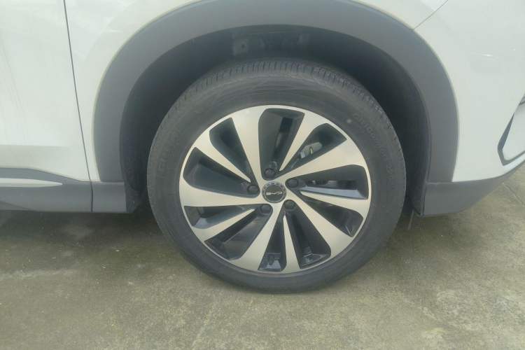 Used BYD Song PLUS New Energy 2023 Champion Edition EV 520KM Prestige Model Exterior 7