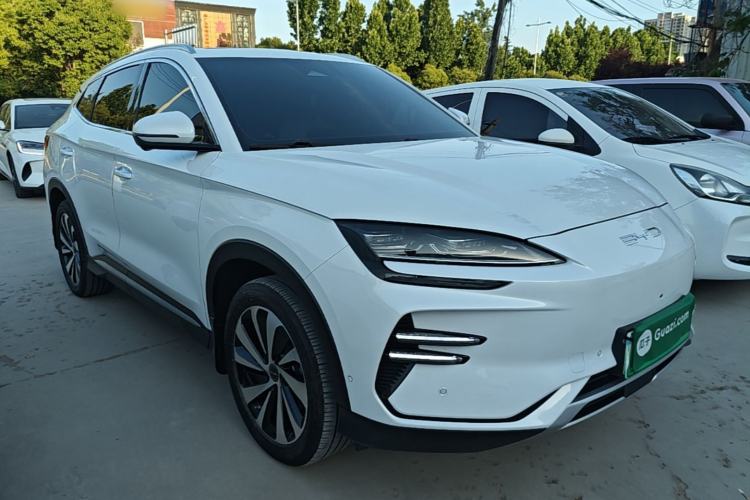 Used BYD Song PLUS New Energy 2023 Champion Edition EV 605KM Flagship PLUS Front Right 45 Deg