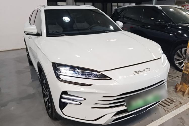 Used BYD Song PLUS New Energy 2023 Champion Edition DM-i 110KM Flagship Model Front Right 45 Deg
