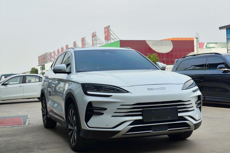 Used BYD Song PLUS New Energy 2023 Champion Edition DM-i 110KM Flagship PLUS Front Right 45 Deg