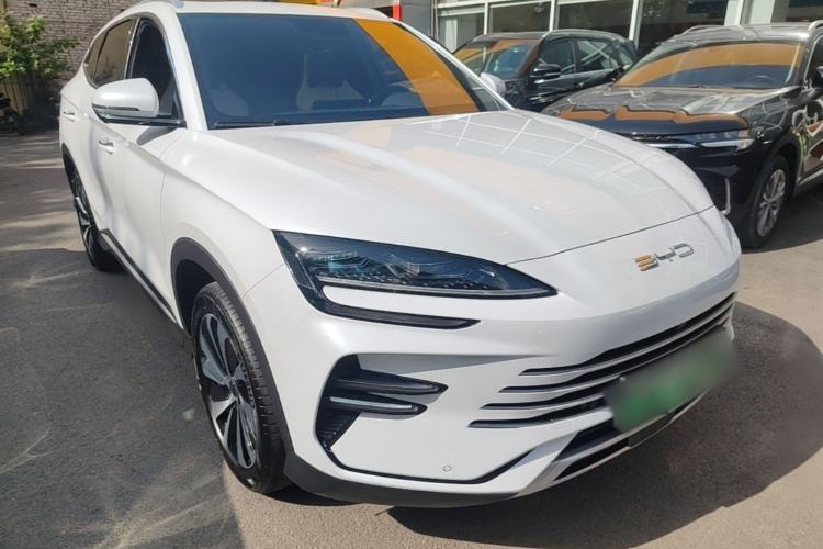Used BYD Song PLUS New Energy 2023 Champion Edition DM-i 110KM Flagship Model Front Right 45 Deg