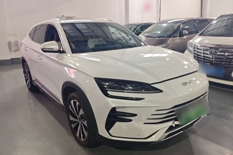 Used BYD Song PLUS New Energy 2023 Champion Edition DM-i 110KM Flagship Model Front Right 45 Deg