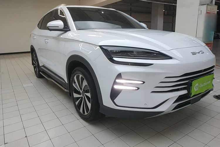 Used BYD Song PLUS New Energy 2023 Champion Edition DM-i 110KM Flagship PLUS Front Right 45 Deg