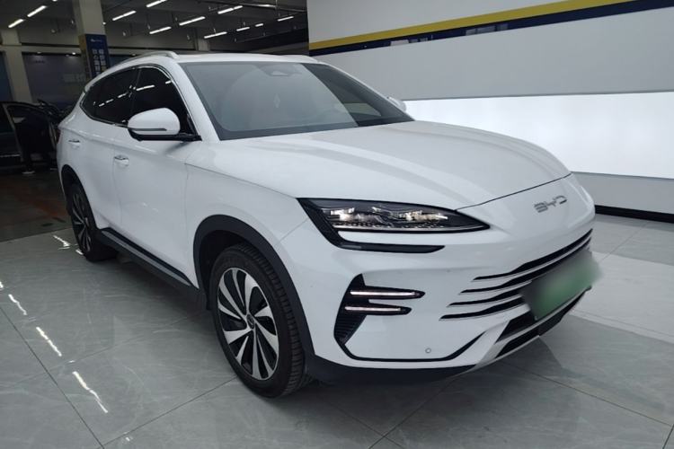 Used BYD Song PLUS New Energy 2023 Champion Edition DM-i 110KM Flagship PLUS Front Right 45 Deg
