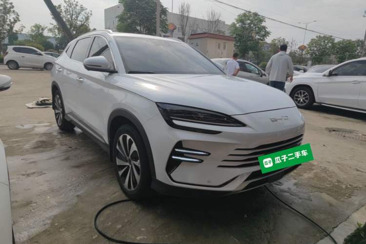 Used BYD Song PLUS New Energy 2023 Champion Edition DM-i 110KM Flagship Model Front Right 45 Deg