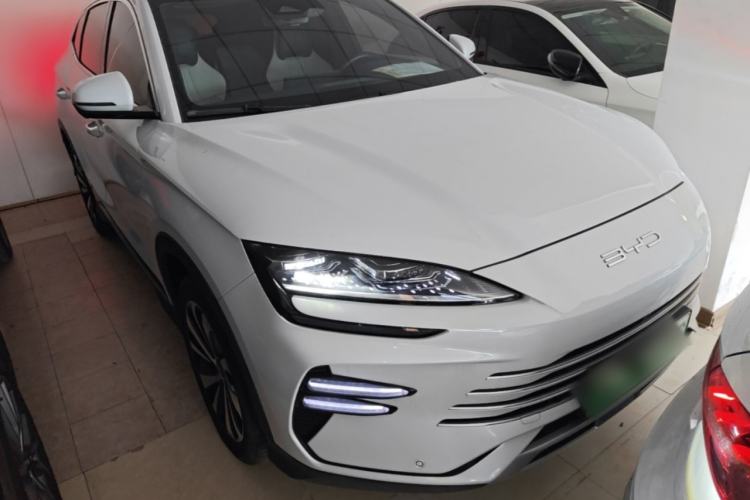 Used BYD Song PLUS New Energy 2023 Champion Edition DM-i 110KM Flagship PLUS Front Right 45 Deg
