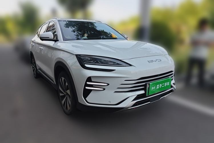 Used BYD Song PLUS New Energy 2023 Champion Edition DM-i 110KM Flagship Model Front Right 45 Deg