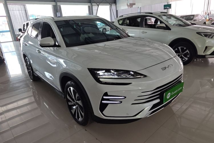Used BYD Song PLUS New Energy 2023 Champion Edition DM-i 110KM Flagship PLUS Front Right 45 Deg