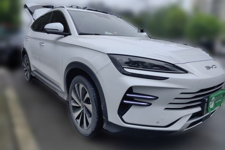 Used BYD Song PLUS New Energy 2023 Champion Edition DM-i 110KM Flagship Model Front Right 45 Deg