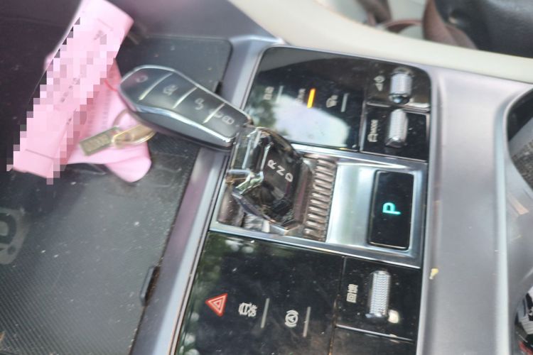 Used BYD Song PLUS New Energy 2023 Champion Edition EV 520KM Prestige Model Gear Lever