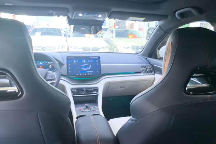 Used BYD Song PLUS New Energy 2023 Champion Edition DM-i 110KM Flagship PLUS Headliner