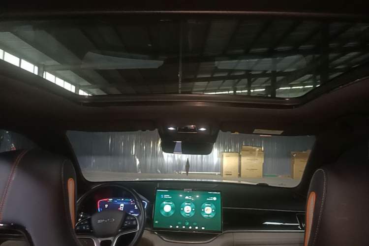 Used BYD Song PLUS New Energy 2023 Champion Edition EV 605KM Flagship PLUS Headliner
