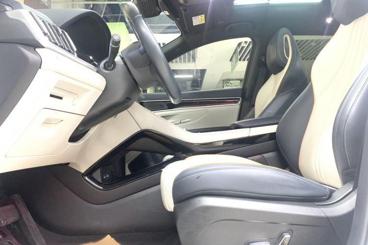 Used BYD Song PLUS New Energy 2023 Champion Edition DM-i 150KM Flagship PLUS Interior 2