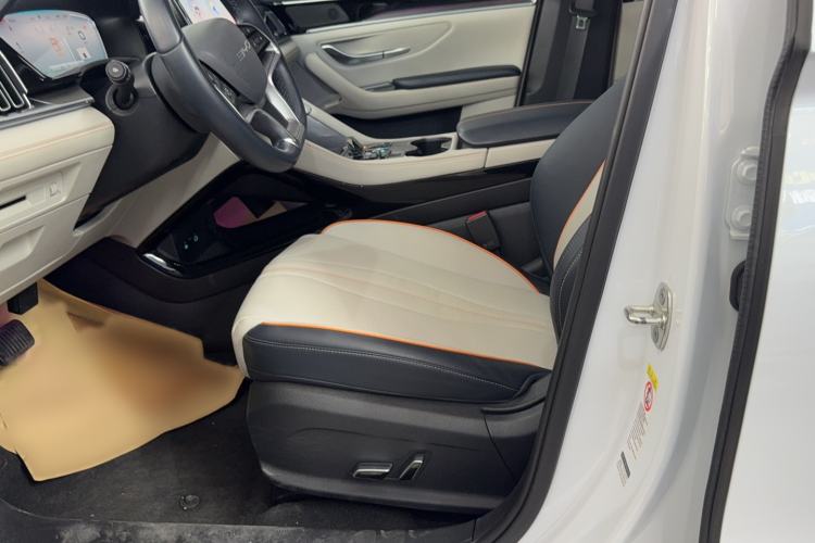 Used BYD Song PLUS New Energy 2023 Champion Edition DM-i 110KM Flagship PLUS Interior 2