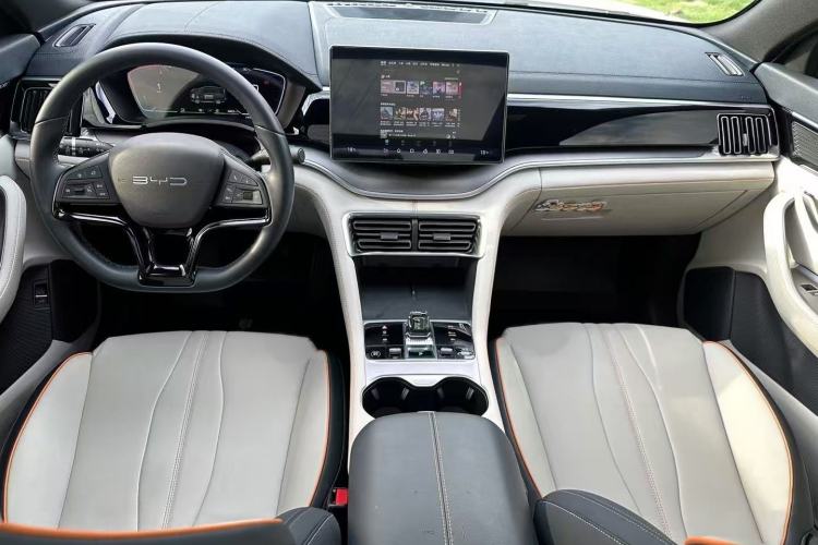 Used BYD Song PLUS New Energy 2023 Champion Edition DM-i 110KM Flagship Model Interior 2