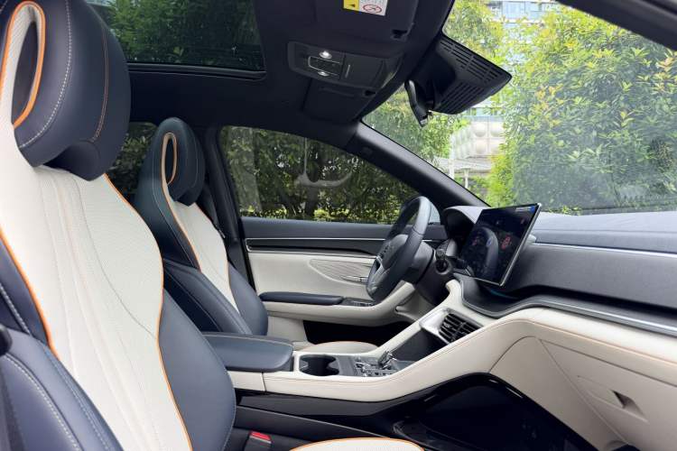 Used BYD Song PLUS New Energy 2023 Champion Edition DM-i 110KM Flagship PLUS Interior 6
