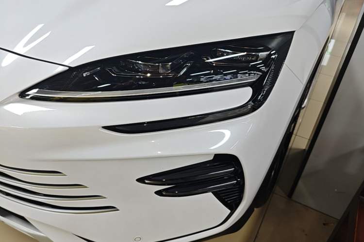Used BYD Song PLUS New Energy 2023 Champion Edition DM-i 110KM Flagship PLUS Left Front Headlight