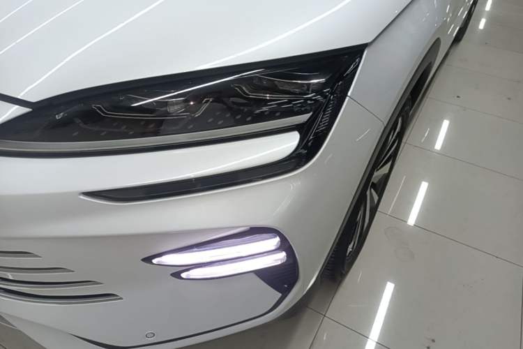 Used BYD Song PLUS New Energy 2023 Champion Edition DM-i 150KM Flagship PLUS Left Front Headlight