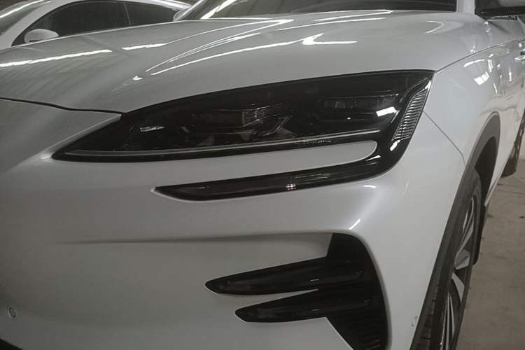 Used BYD Song PLUS New Energy 2023 Champion Edition EV 605KM Flagship PLUS Left Front Headlight