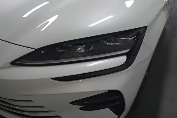 Used BYD Song PLUS New Energy 2023 Champion Edition DM-i 150KM Flagship PLUS Left Front Headlight