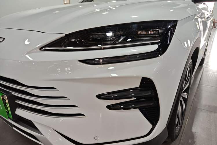 Used BYD Song PLUS New Energy 2023 Champion Edition DM-i 110KM Flagship PLUS Left Front Headlight
