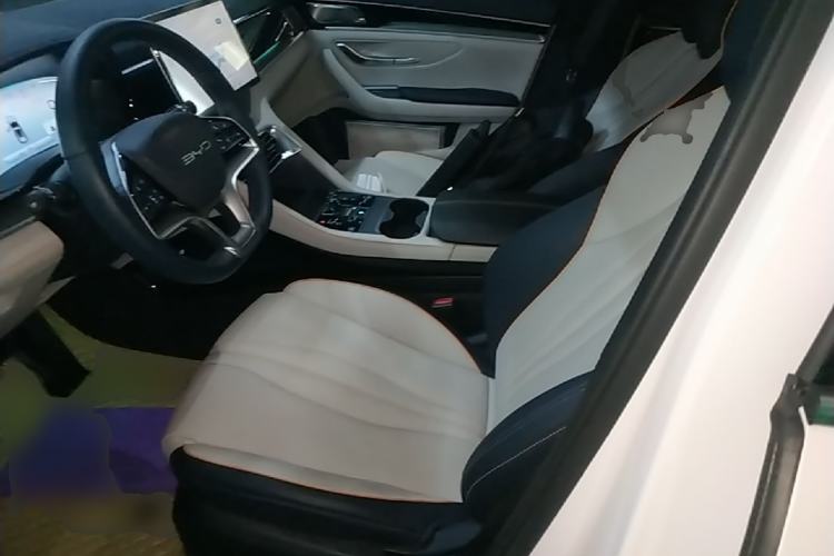 Used BYD Song PLUS New Energy 2023 Champion Edition DM-i 110KM Flagship PLUS Left Front Seat