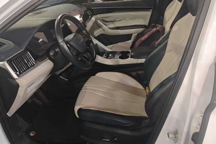 Used BYD Song PLUS New Energy 2023 Champion Edition DM-i 110KM Flagship Model Left Front Seat